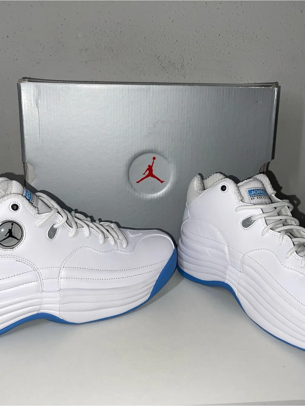 Jordan Jumpman Team 1 White University Blue Shoes / 9